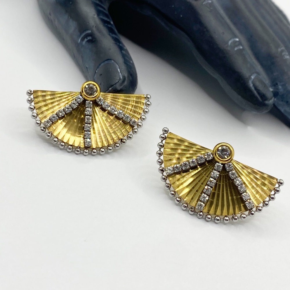 NEW Gold Fan Shaped Rhinestone Statement Earrings - Picture 4 of 8